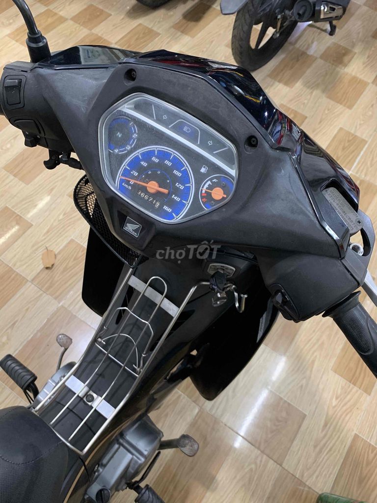 honda blade. Mua bán Xe máy tại Huyện Bến Lức Long An được đăng bởi Son hình 5