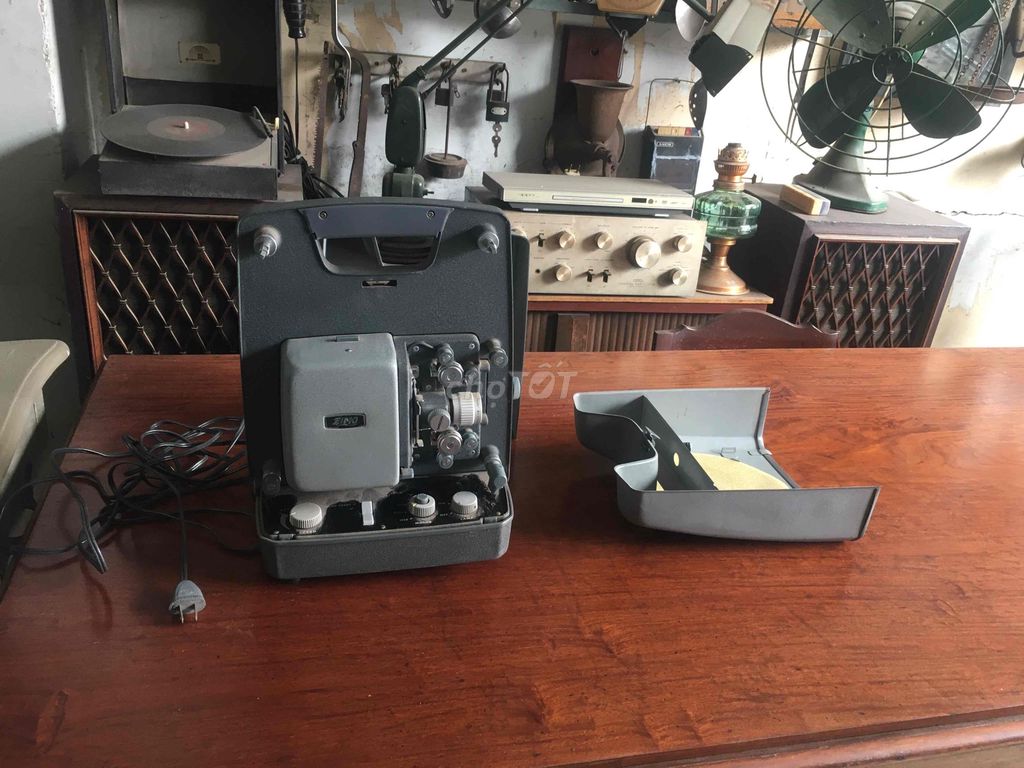 Máy chiếu Elmo Nhật Bản xưa  110V