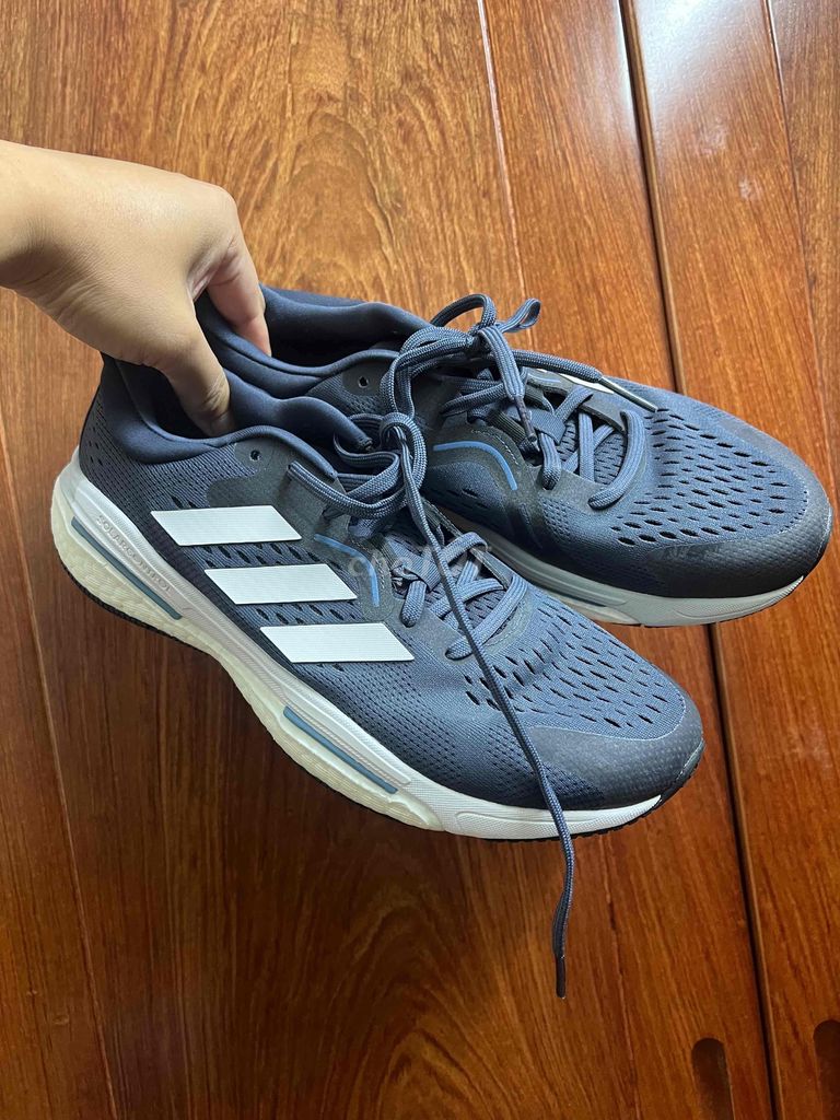 Giày Adidas Solar Control