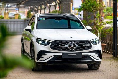 E cần bán Mercedes-Benz GLC300 AMG 4Matic sx 2023. Mua bán Ô tô tại Quận Tây Hồ Hà Nội được đăng bởi NGUYỄN TẢO
