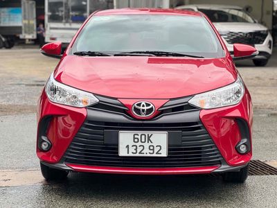 Toyota Vios E 1.5MT màu đỏ số sàn 2022 mẫu mới 99%