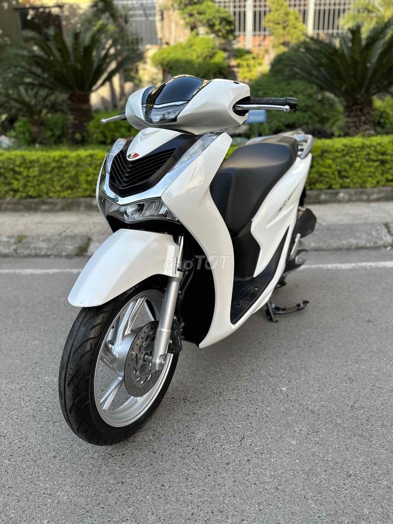 Honda SH Việt 2021 ! 150 phanh CBS chính chủ. Mua bán Xe máy tại Quận Hoàng Mai Hà Nội được đăng bởi Xe Máy Quân Oanh  hình 4
