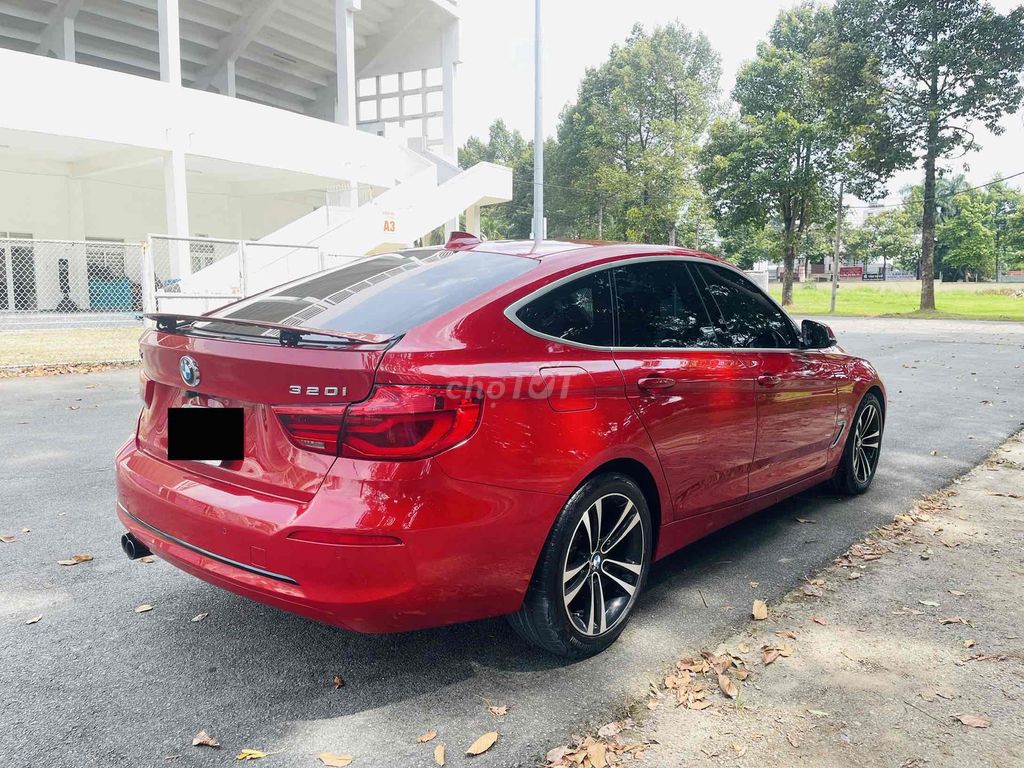 BMW 320 GT. nhập Đức model 2018.. Mua bán Ô tô tại Thành phố Thủ Dầu Một Bình Dương được đăng bởi Hưng hình 4