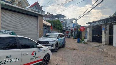 NHÀ ĐẸP + 4 PHÒNG TRỌ NGAY CHỢ ĐÊM THUẬN GIAO GIÁ CHỈ 3🧄