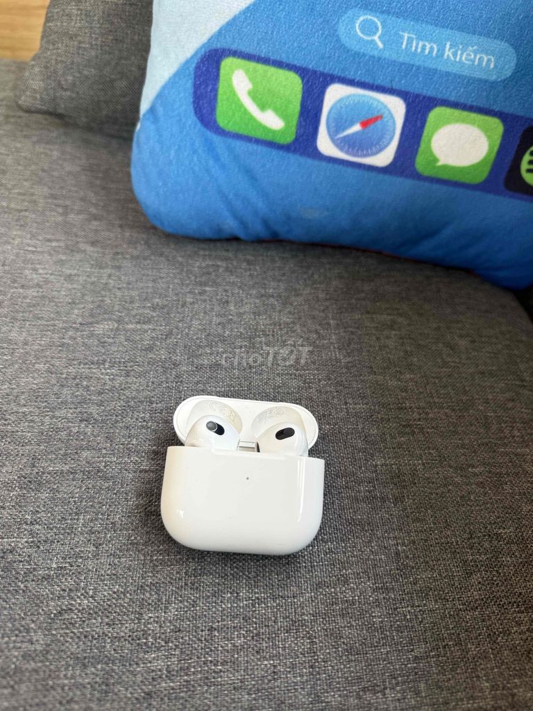 AirPods 3 body 95%. Mua bán Tivi, Âm thanh tại Quận Bình Thạnh Tp Hồ Chí Minh được đăng bởi Táo Care  hình 1