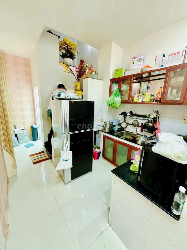 4-этажный дом на улице Bùi Minh Trực, округ 5, округ 8