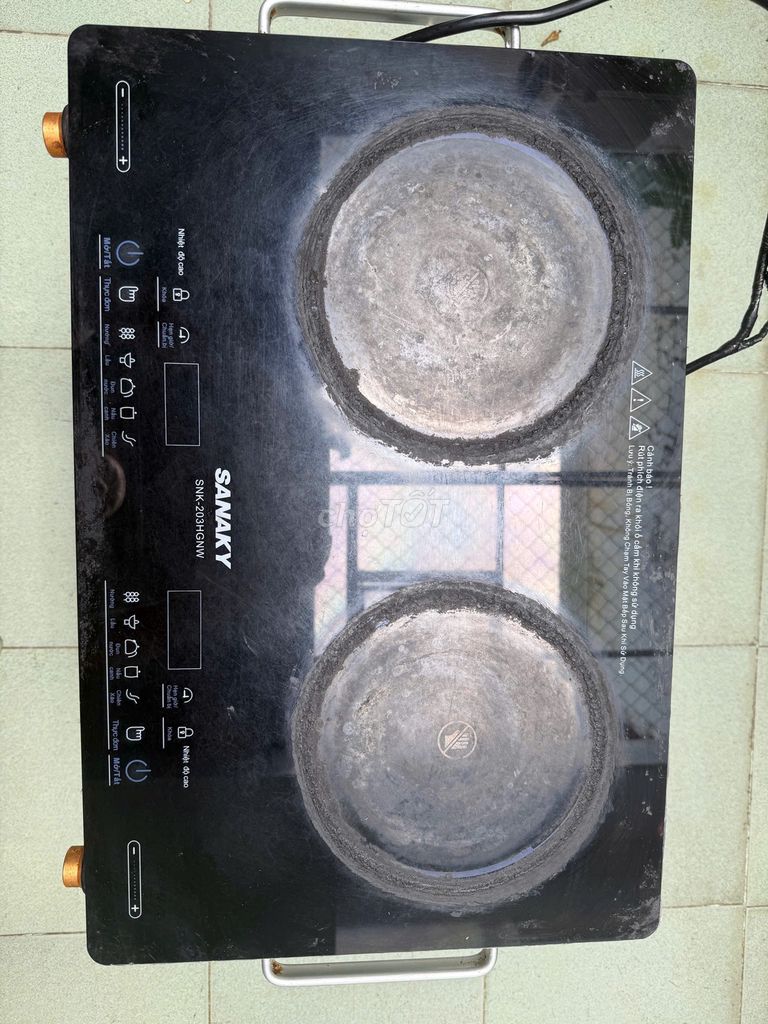 Bếp hồng ngoại Sanaky SNK-203HGNW đã sử dụng. Mua bán Bếp, lò, đồ điện nhà bếp tại Thành phố Qui Nhơn Bình Định được đăng bởi TRUNG hình 1