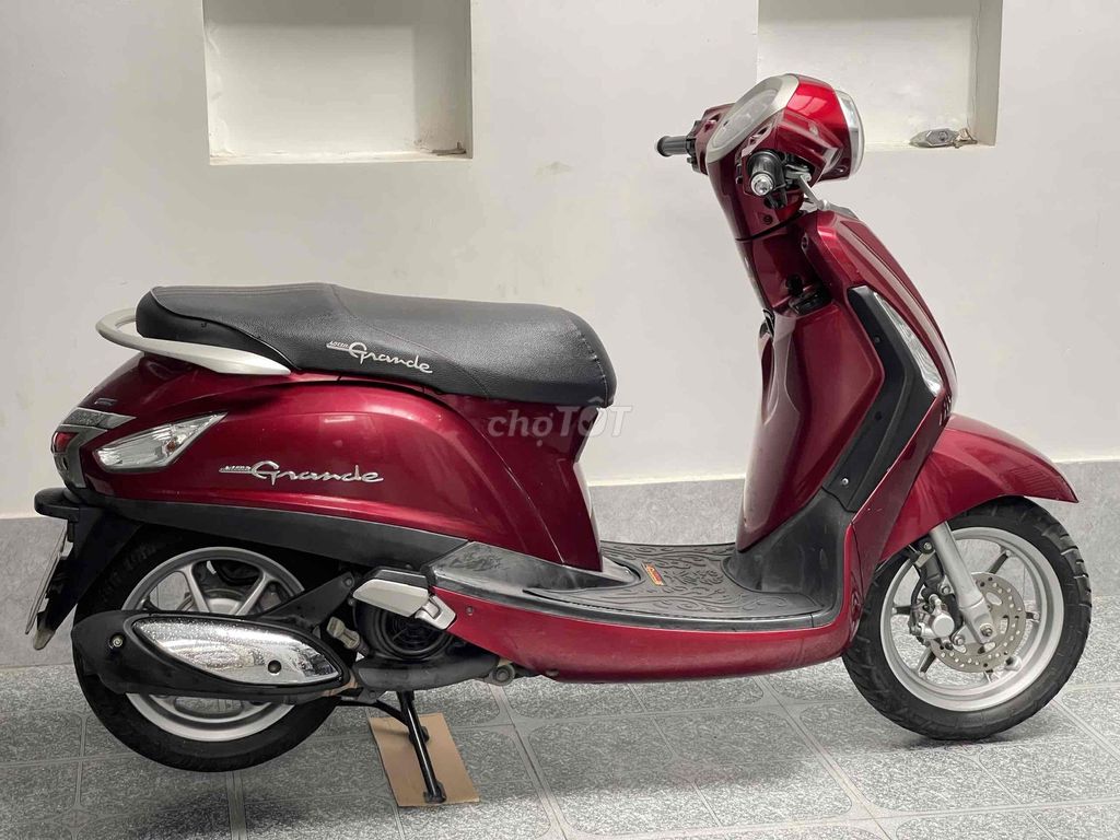 GRANDE 125 FI,BS 65,MÁY ZIN CHUẨN,XE ĐẸP. Mua bán Xe máy tại Thành phố Sóc Trăng Sóc Trăng được đăng bởi Nguyễn Sướng CÓ BÁN GÓP GIAO XE CÁC TỈNH hình 3