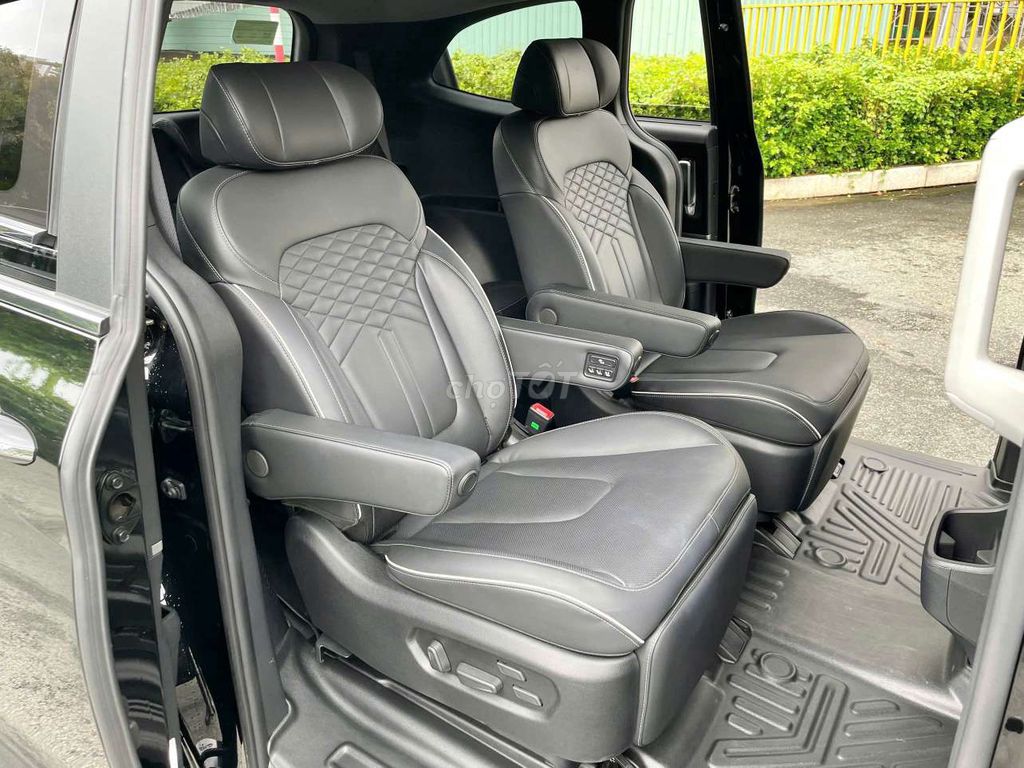 Hyundai custin 2.0AT- 10000 km. Mua bán Ô tô tại Thành phố Thủ Đức Tp Hồ Chí Minh được đăng bởi Ms Hiệp  hình 15