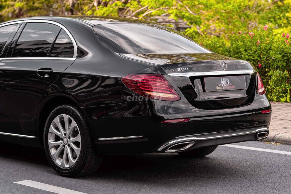 E200 - 2017 đẳng cấp doanh nhất giá rẻ siêu đẹp. Mua bán Ô tô tại Quận 7 Tp Hồ Chí Minh được đăng bởi Dương Phương hình 7