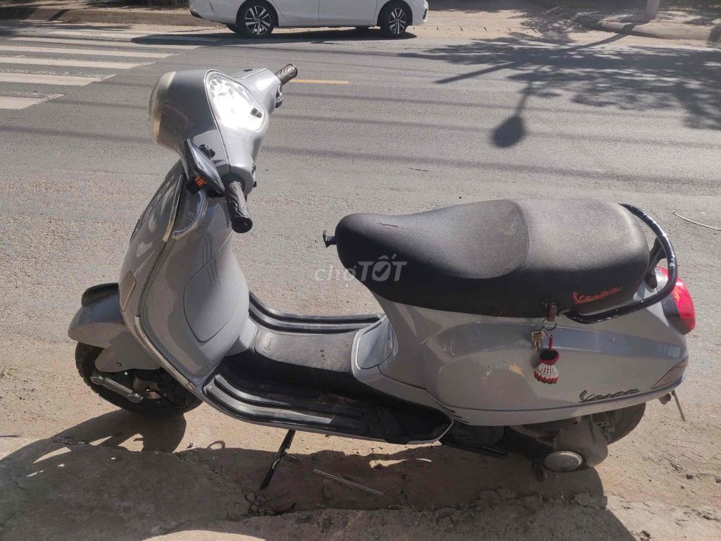 Vespa LX máy 3v.ie