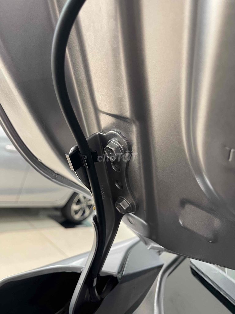 Toyota Corolla Cross 1.8V 2020. Mua bán Ô tô tại Quận Tân Phú Tp Hồ Chí Minh được đăng bởi Lê Tấn Dũ hình 15