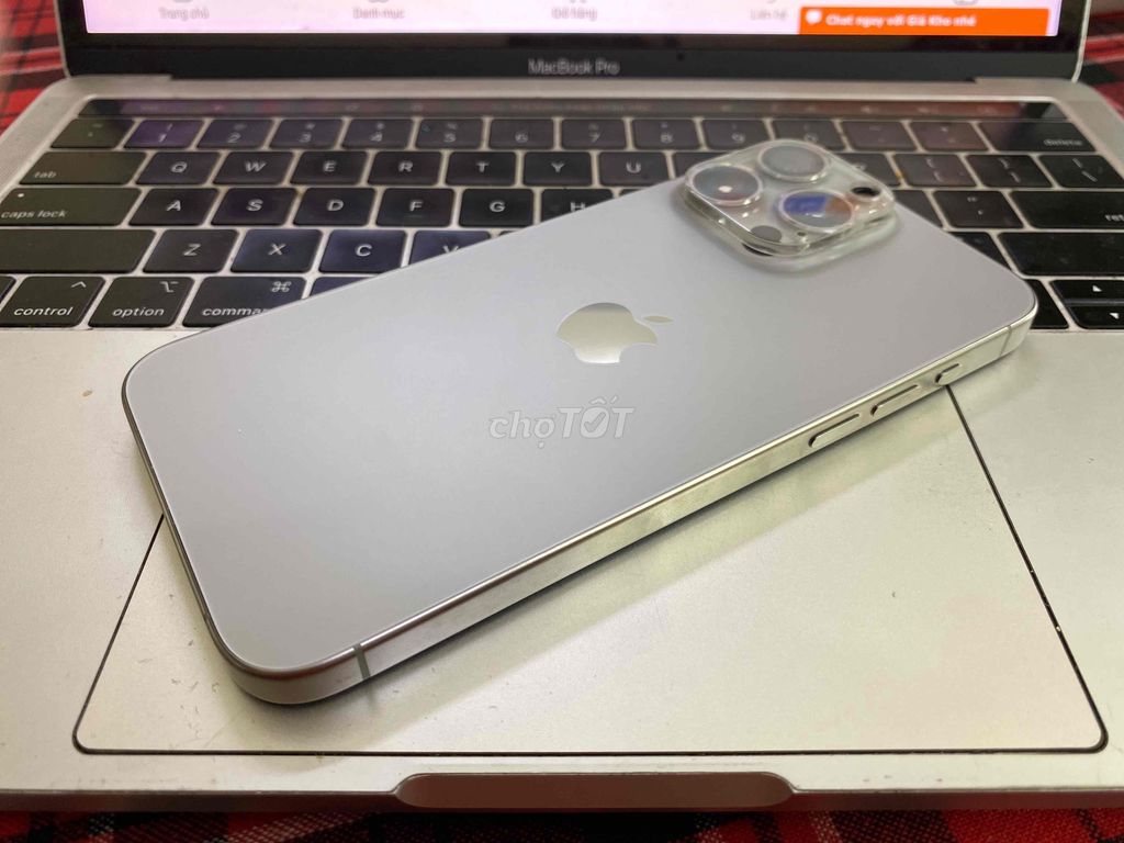 iPhone 15 Pro Max 256GB Titan, Bản Quốc Tế Mỹ. Mua bán Điện thoại tại Quận 7 Tp Hồ Chí Minh được đăng bởi Nhungle hình 2