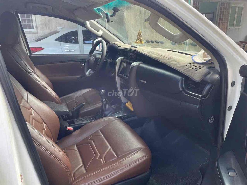 Toyota Fortuner 2020 2.4MT máy dầu. Mua bán Ô tô tại Quận Ninh Kiều Cần Thơ được đăng bởi Tân Hùng Cường hình 8