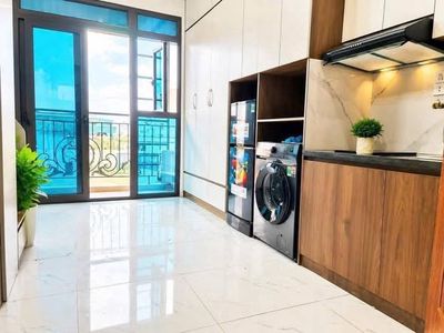 Cho thuê CCMN VIP full đồ, ban công riêng, ô tô đỗ cửa Hà Nội