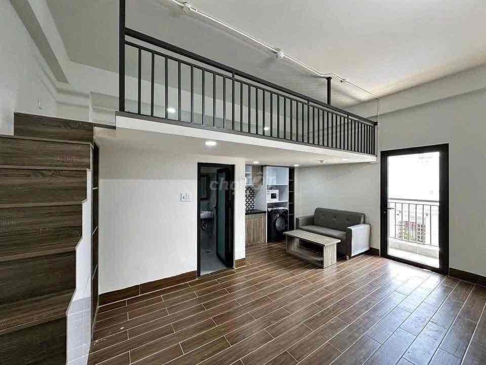 Новые двухуровневые апартаменты Duplex у Фан Хыок Лонг, Фу Нхуан