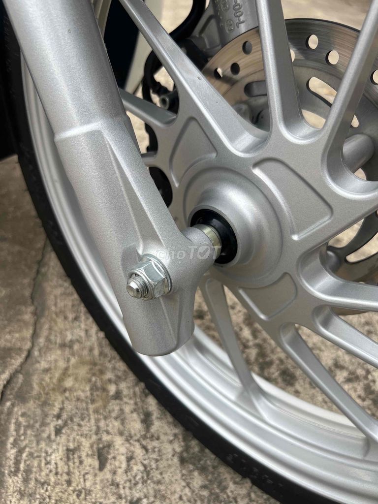 Honda SH Mode 2024 Trắng 6000 km có bán trả góp. Mua bán Xe máy tại Huyện Trảng Bom Đồng Nai được đăng bởi cửa hàng xe máy Trần Sơn  hình 7