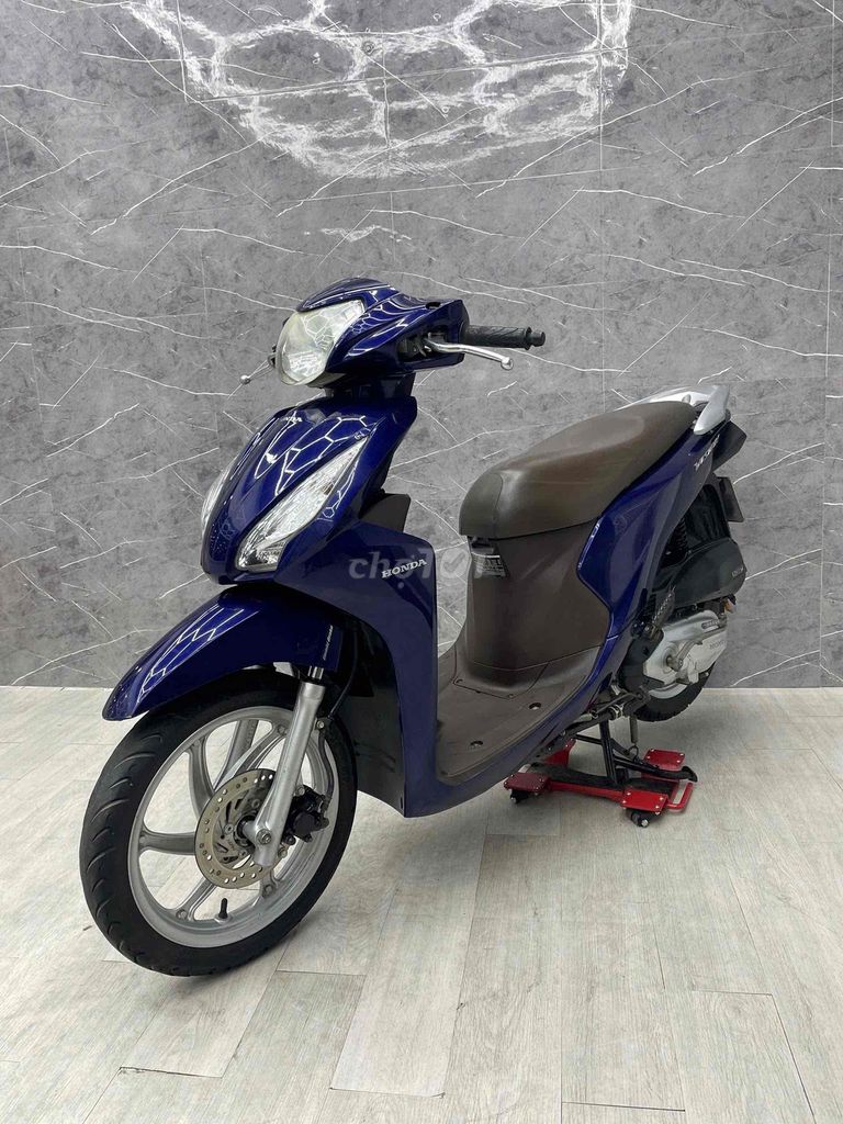 Honda Vision bstp dàn áo đẹp, máy êm thì thầm