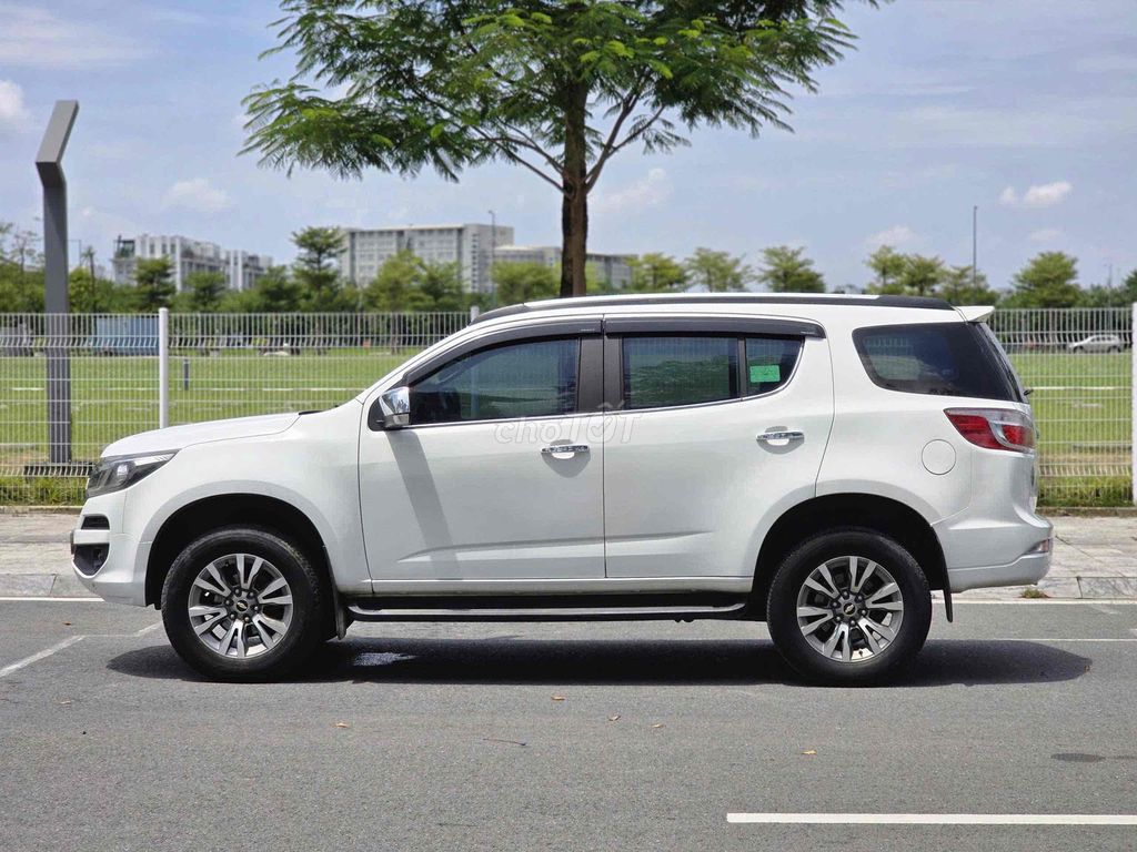 Chevrolet Trailblazer 2018 LTZ 2.5L VGT 4x4 AT. Mua bán Ô tô tại Quận Thanh Xuân Hà Nội được đăng bởi Cường Auto 266 hình 4