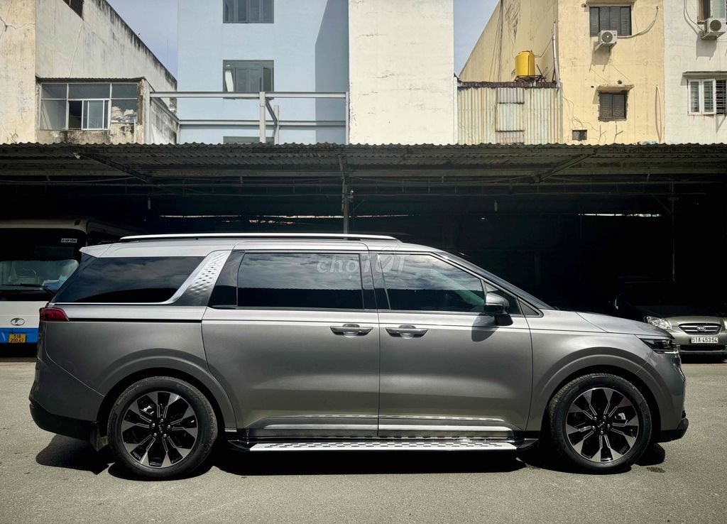 Kia Carnival 2022 Signature Xám 40.000 km. Mua bán Ô tô tại Quận Phú Nhuận Tp Hồ Chí Minh được đăng bởi Nghĩa Trần hình 6