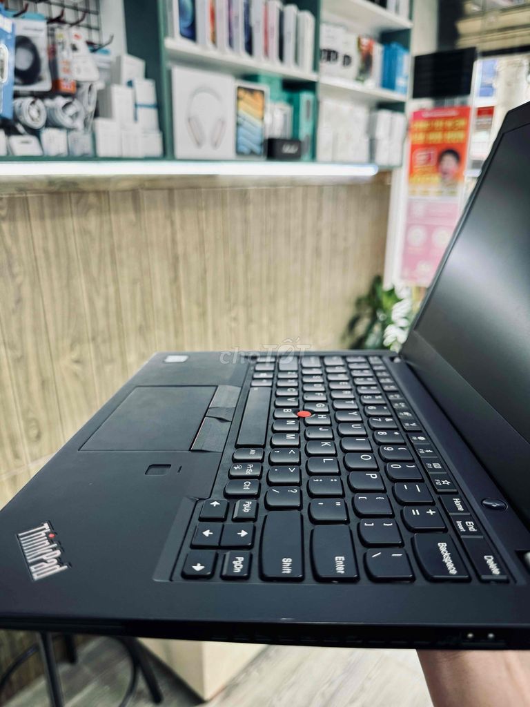 LENOVO THINKPAD X280 ZIN ĐẸP MỎNG 17mm NHẸ 1.15kg