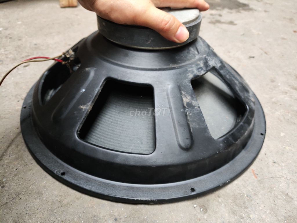 Loa kéo bass 40cm màu Đen. Mua bán Tivi, Âm thanh tại Quận Nam Từ Liêm Hà Nội được đăng bởi buonviem hình 1