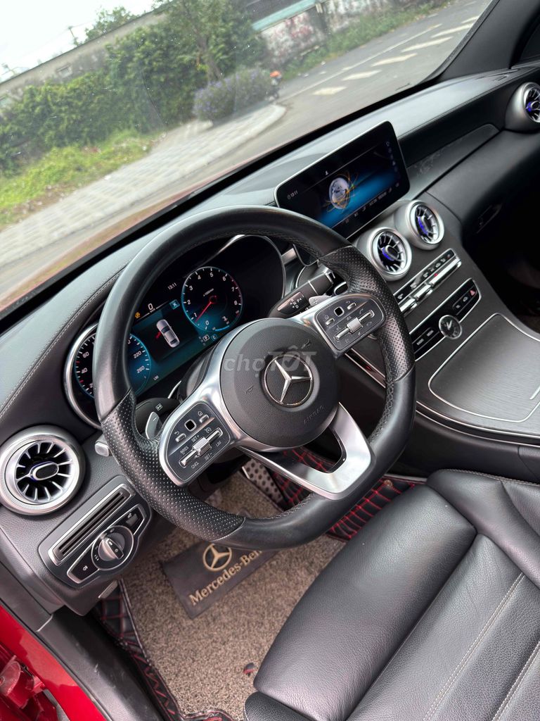 Mercedes Benz C300 AMG 2019 - 34000 km. Mua bán Ô tô tại Thành phố Dĩ An Bình Dương được đăng bởi Nguyễn Tú hình 13