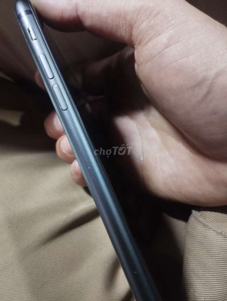 Apple iPhone 8 Plus Xám Đã sử dụng. Mua bán Điện thoại tại Quận Tây Hồ Hà Nội được đăng bởi thành hình 1
