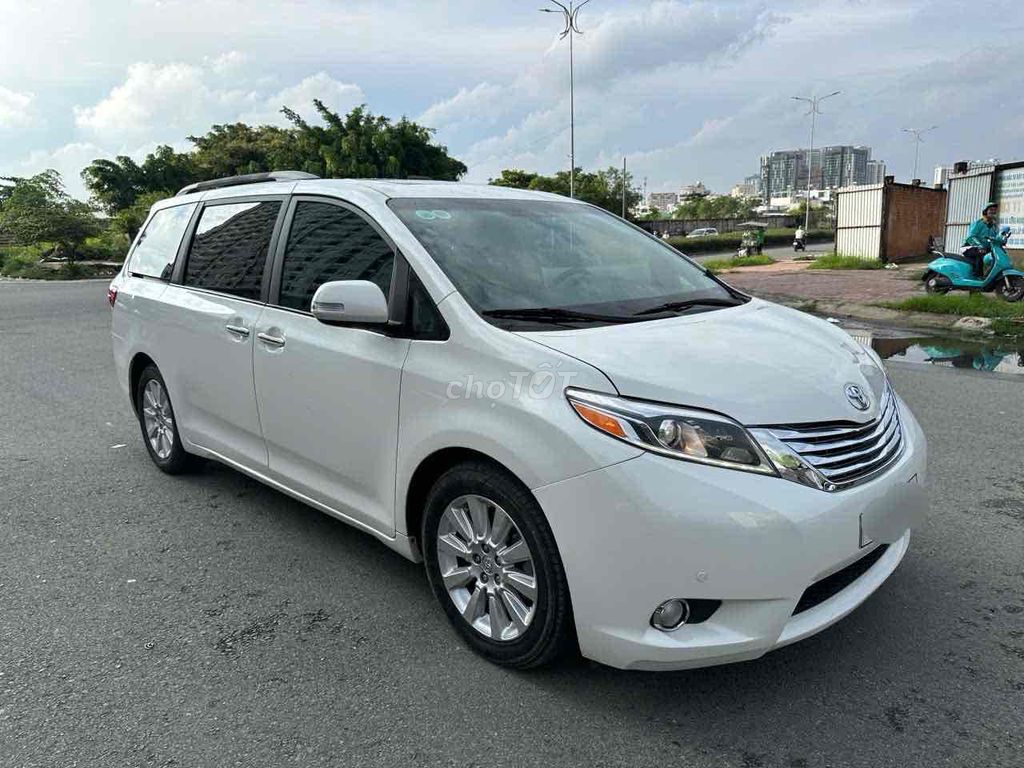 toyota sienna limeted 3.5 sx 2014 moden 2015. Mua bán Ô tô tại Quận 7 Tp Hồ Chí Minh được đăng bởi auto thanh tâm  hình 2