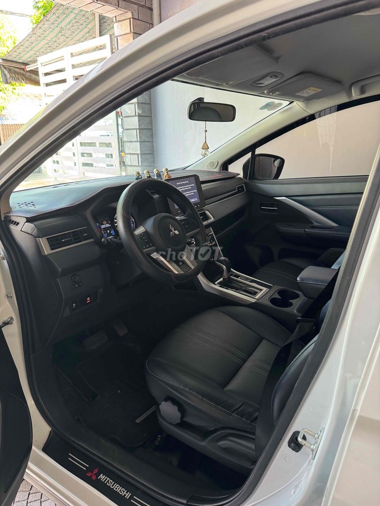 Mitsubishi Xpander Cross 2022 - 26000 km. Mua bán Ô tô tại Thành phố Huế Thừa Thiên Huế được đăng bởi Nguyên Võ hình 5