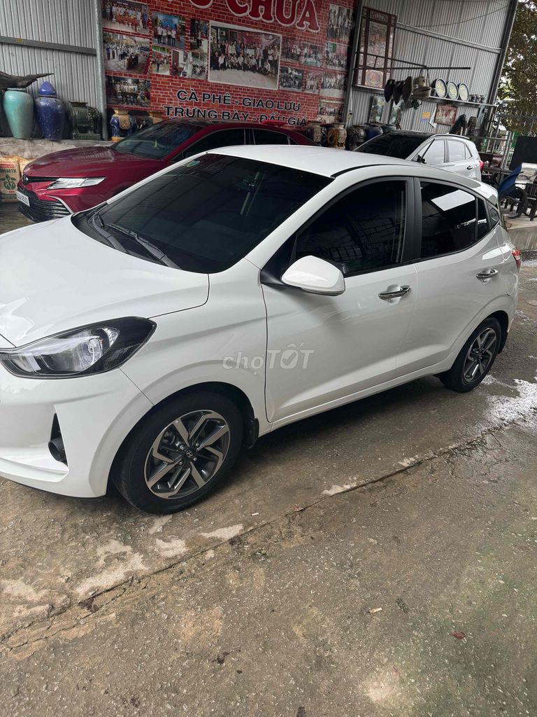 Hyundai Grand i10 2022 1.2 AT - 38000 km. Mua bán Ô tô tại Huyện Thoại Sơn An Giang được đăng bởi Châu văn Quyền hình 2