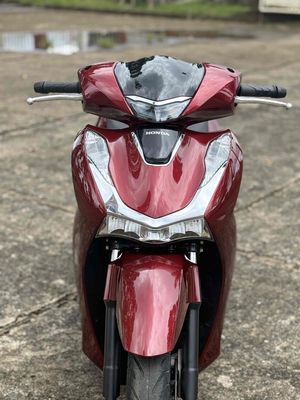 Honda SH màu Đỏ đki 2023. Mua bán Xe máy tại Thành phố Buôn Ma Thuột Đắk Lắk được đăng bởi Khánh Ng