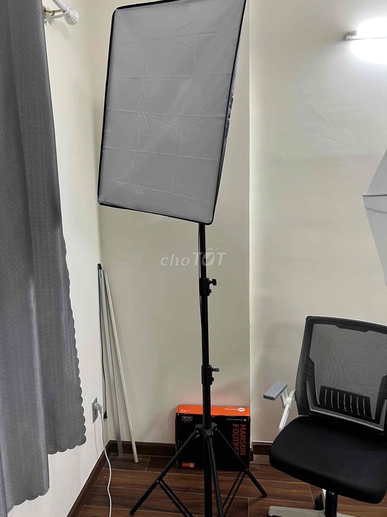 Đèn softbox 4 bóng chân 2m1 chụp ảnh. Mua bán Máy ảnh, Máy quay tại Huyện Bến Lức Long An được đăng bởi Duy hình 1