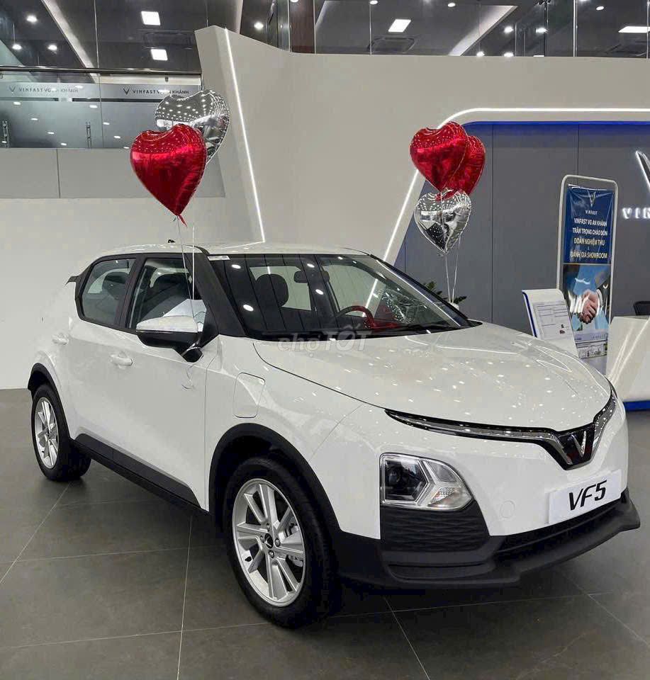 VinFast VF5 Plus 2025. Mua bán Ô tô tại Quận Cái Răng Cần Thơ được đăng bởi Trần Nguyễn Hoàng Long 20-12-02 hình 2