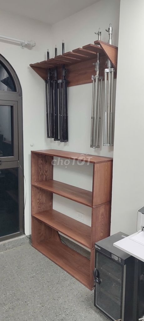 Kệ sách Gỗ tần bì Nâu 120x104x32cm. Mua bán Tủ, kệ gia đình tại Quận Cầu Giấy Hà Nội được đăng bởi Windy Vu hình 1