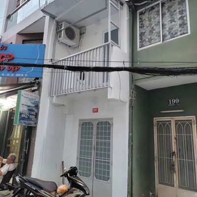 NHÀ NC MT ĐƯỜNG PHÙNG VĂN CUNG P4 PHÚ NHUẬN