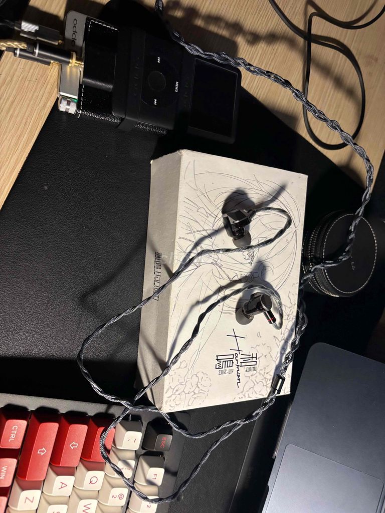 Tai nghe Moondrop Harmon Xám. Mua bán Tivi, Âm thanh tại Quận Bắc Từ Liêm Hà Nội được đăng bởi An Pota hình 1