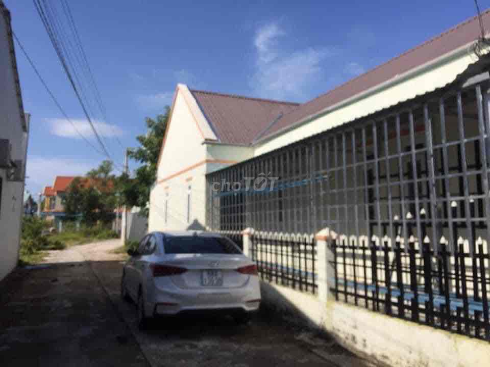 Аренда дома Cây Thông Trong 2 спальни, кондиционер, кровати, кухня