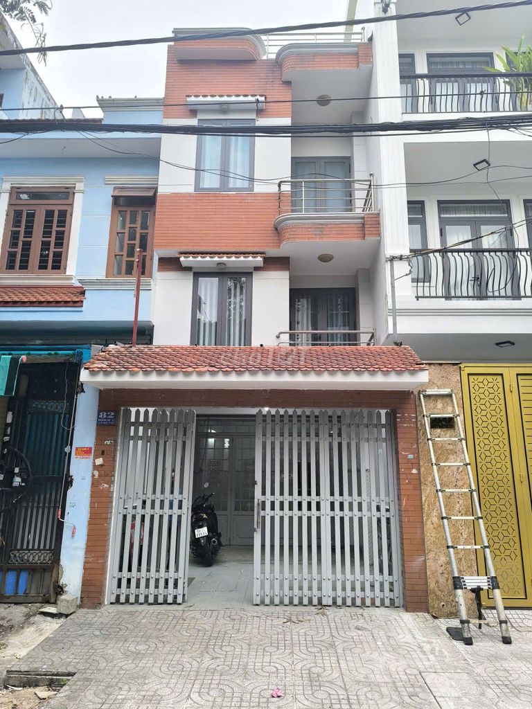 Аренда · 6 комн. · 100 м² · Quận Tân Phú, ул. Đường DC11