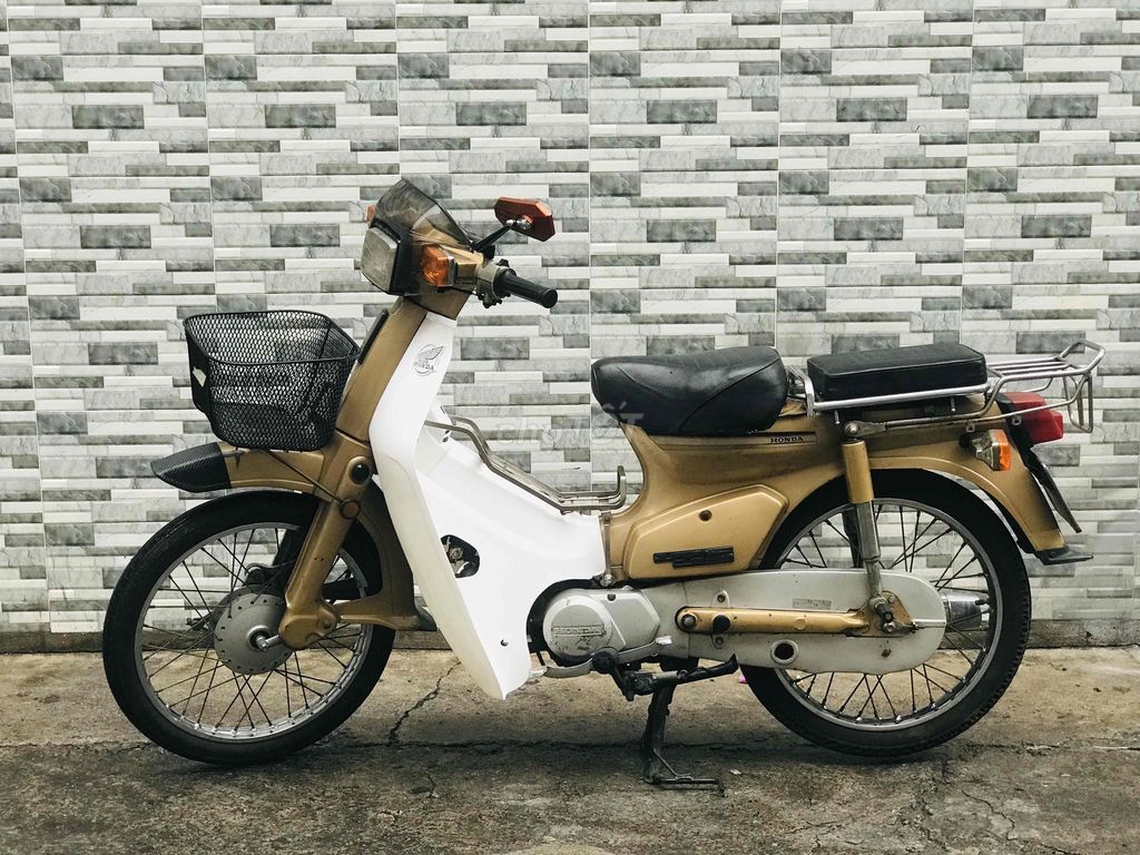 Honda Cub 84/50cc с номерами Хошимина в супер состоянии