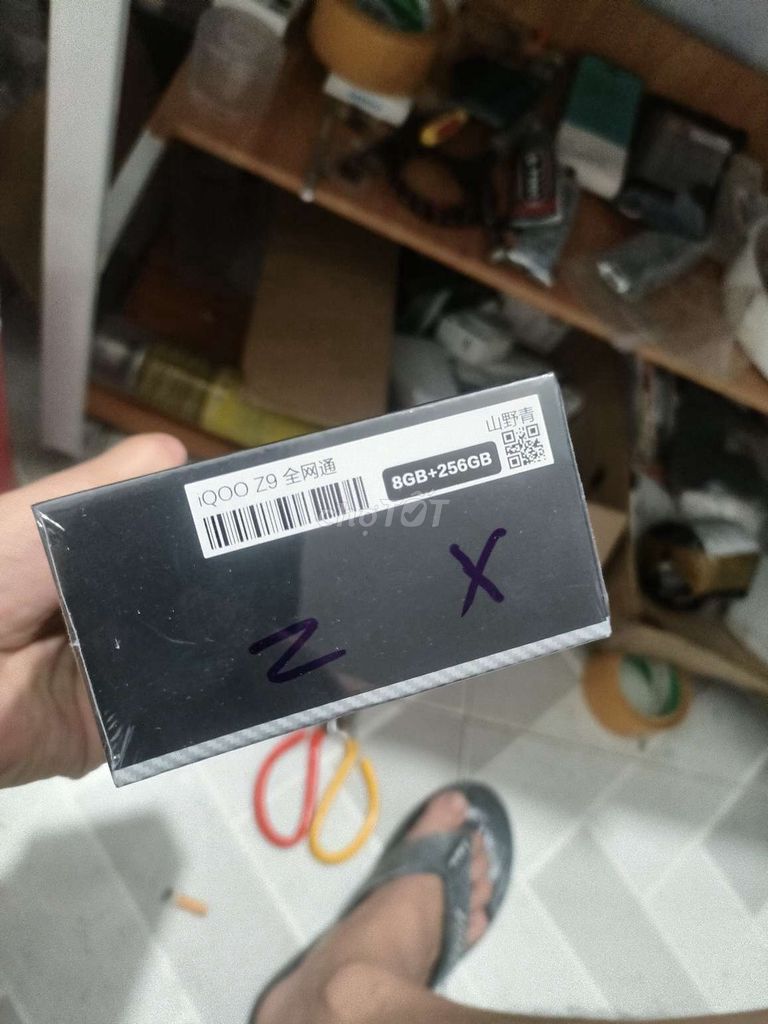 IQOO Z9 5G 8-256 gb nguyên Seal ,pin 6000🔋