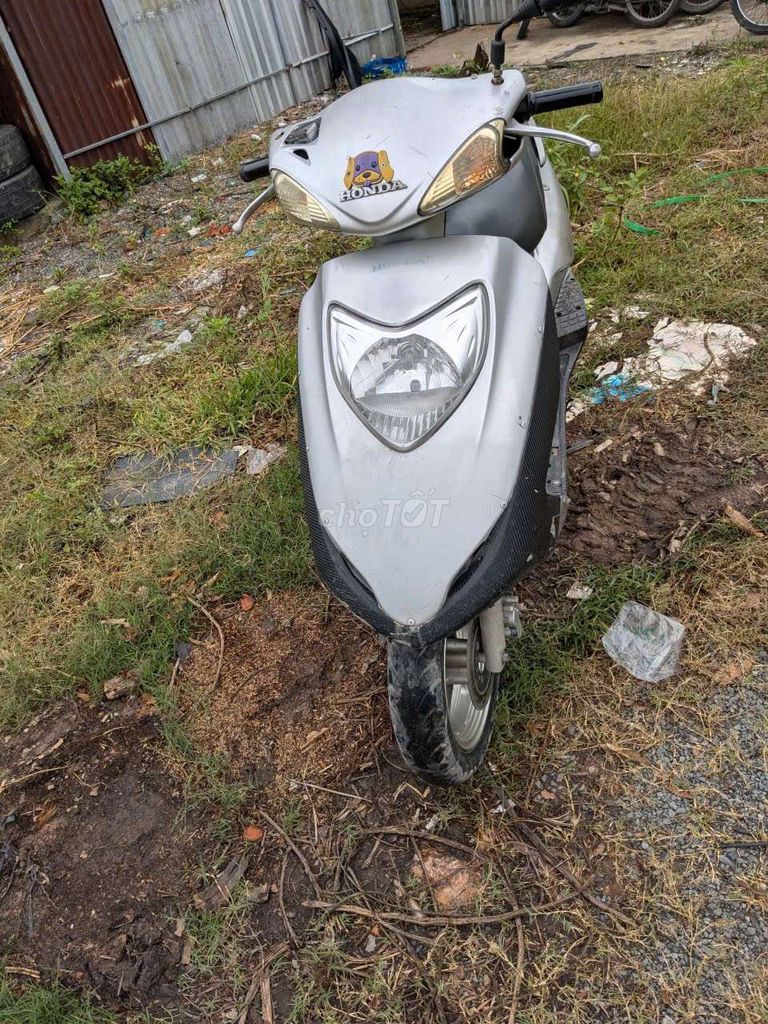 Honda Xe máy Bạc Đã sử dụng. Mua bán Xe máy tại Huyện Hóc Môn Tp Hồ Chí Minh được đăng bởi Nguyễn  màu Xanh hình 3