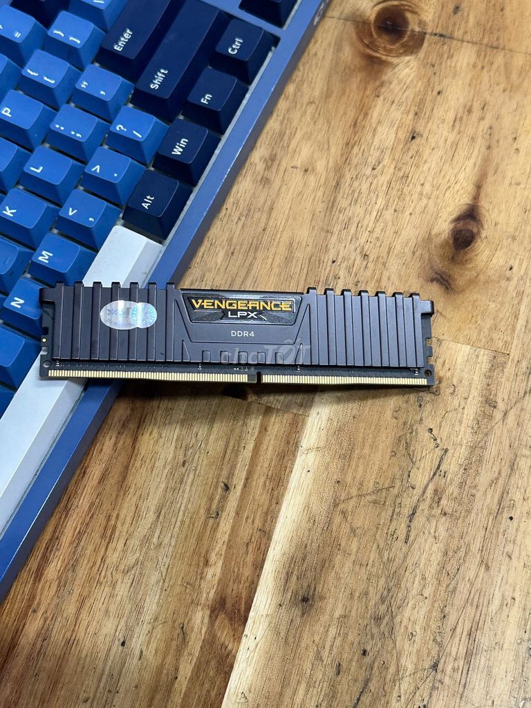 RAM Corsair Vengeance LPX 16GB. Mua bán Linh kiện (RAM, Card...) tại Quận Tân Phú Tp Hồ Chí Minh được đăng bởi LV hình 1