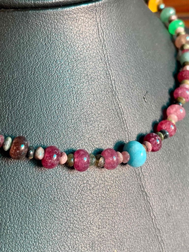Vòng cổ Nữ Đá Tourmaline 42cm. Mua bán Phụ kiện thời trang khác tại Thành phố Huế Thừa Thiên Huế được đăng bởi tiệm nhà Mật hình 1