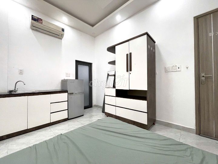 Thang máy , đủ nội thất Thoại Ngọc Hầu - Quách Hữu Nghiêm - Phú Thạnh