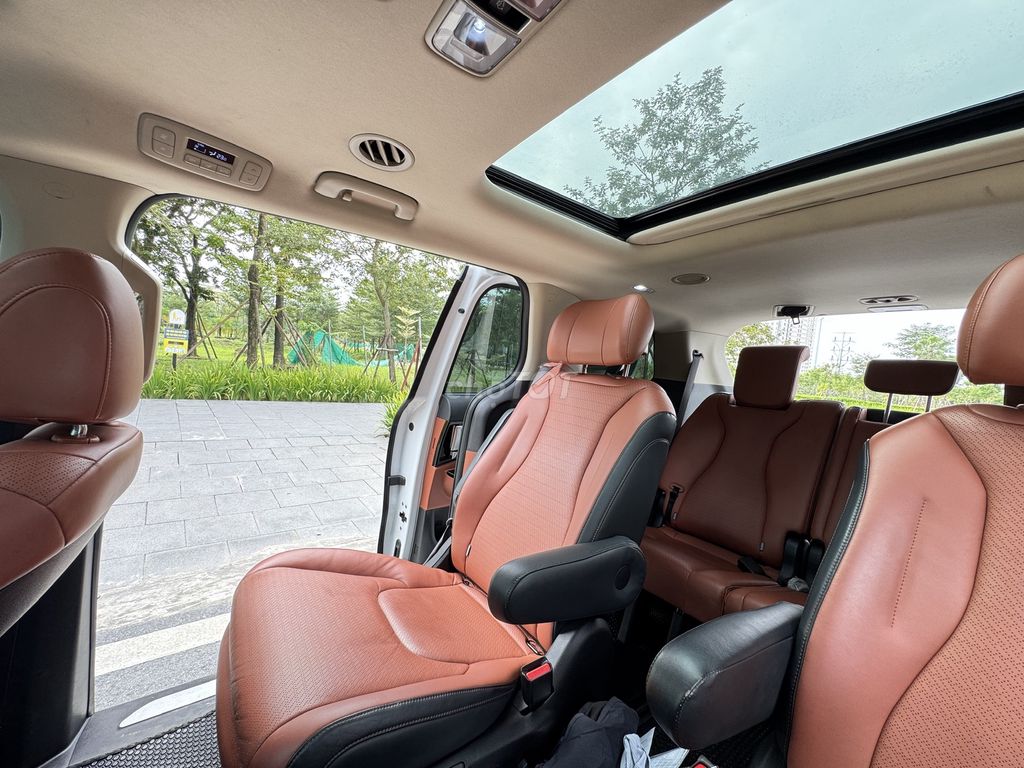 Kia Carnival Signature 2.2D 2022 model 2023. Mua bán Ô tô tại Quận Thanh Xuân Hà Nội được đăng bởi Nguyễn Tuấn Hoàng hình 11