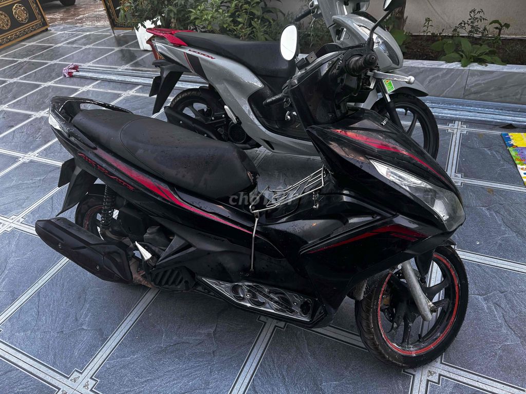 Airblade cần bán. Mua bán Xe máy tại Thành phố Phủ Lý Hà Nam được đăng bởi van hình 1