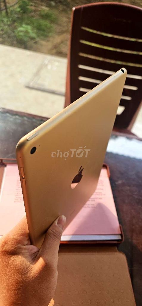 Bán ipad air2 do thừa máy dọn nhà ăn tết