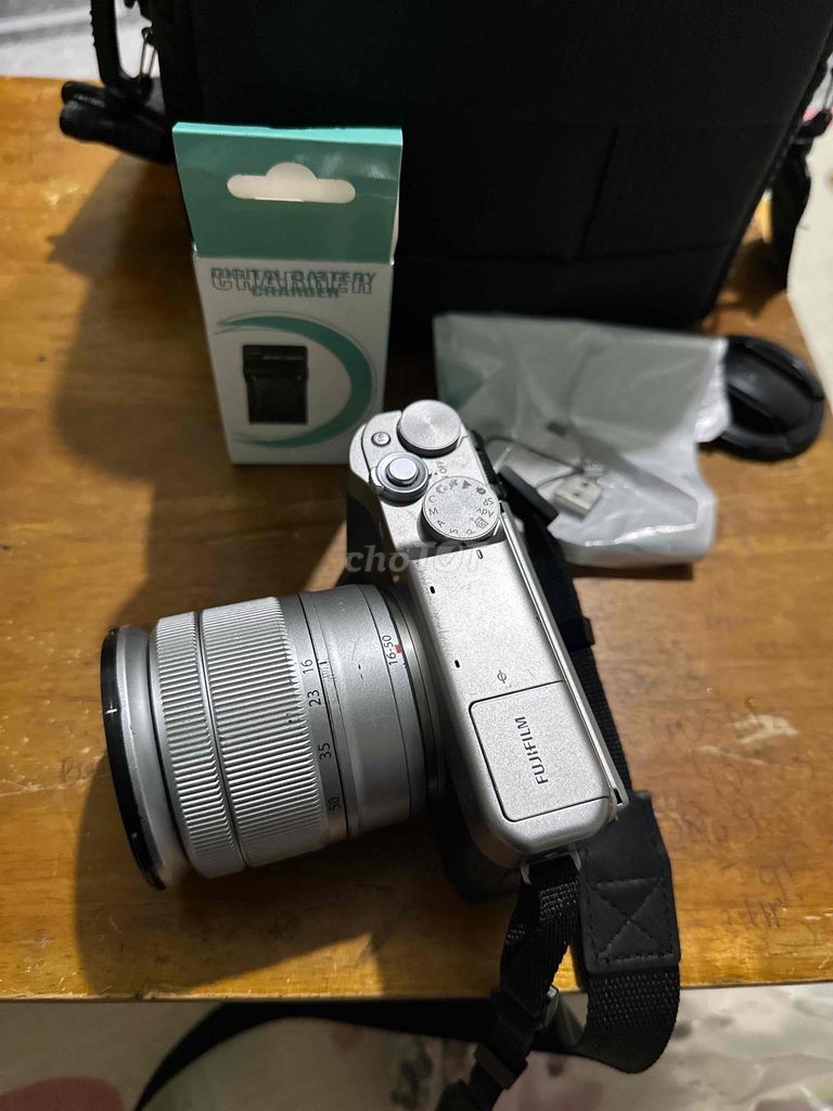 Máy ảnh Fujifilm XA10 Bạc Đen. Mua bán Máy ảnh, Máy quay tại Quận Thanh Khê Đà Nẵng được đăng bởi Nhật tân Tôn thất hình 1