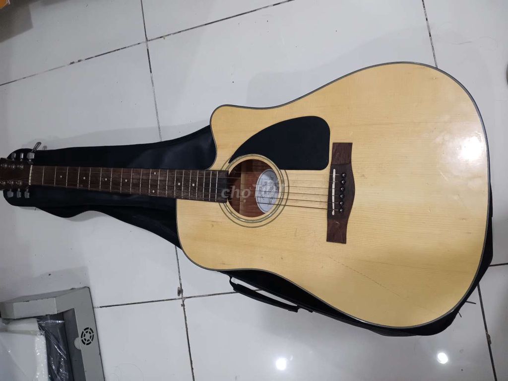 Đàn guitar Fender CD 60 Gỗ Vàng nhạt. Mua bán Nhạc cụ tại Huyện Bình Chánh Tp Hồ Chí Minh được đăng bởi VAN DINH PHUONG THAO hình 1